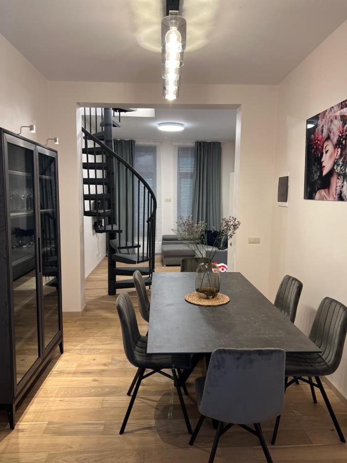Exclusive Two-Level Apartment With Private Terrace On The Canal ブリュッセル エクステリア 写真