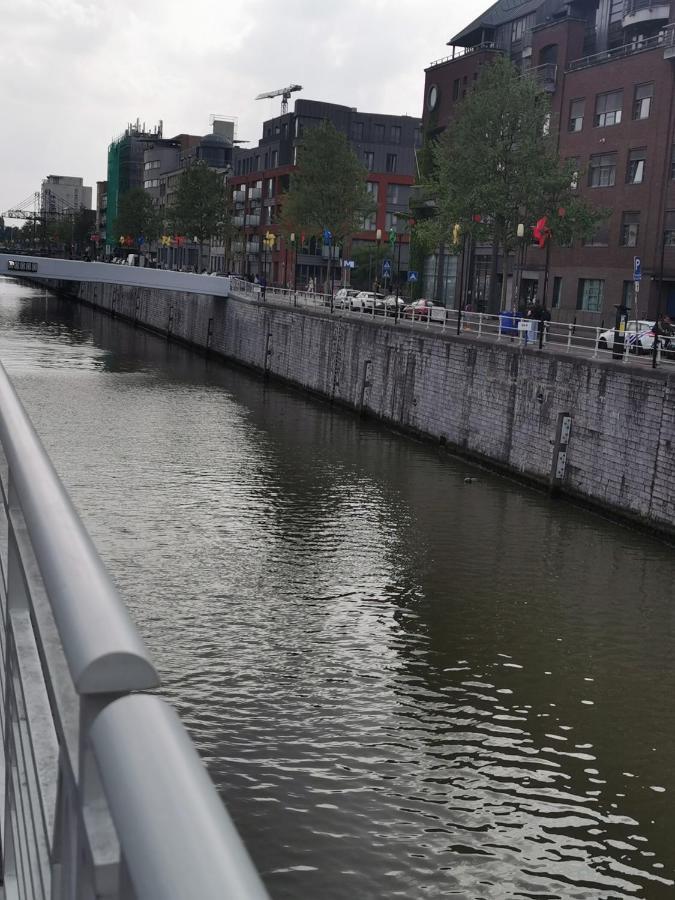 Exclusive Two-Level Apartment With Private Terrace On The Canal ブリュッセル エクステリア 写真